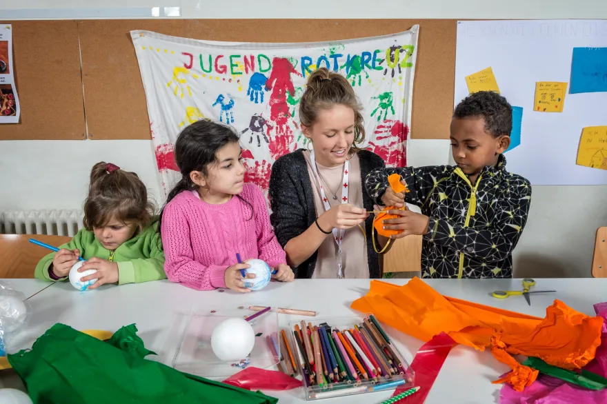 Unterstützung für benachteiligte Kinder und junge Erwachsene